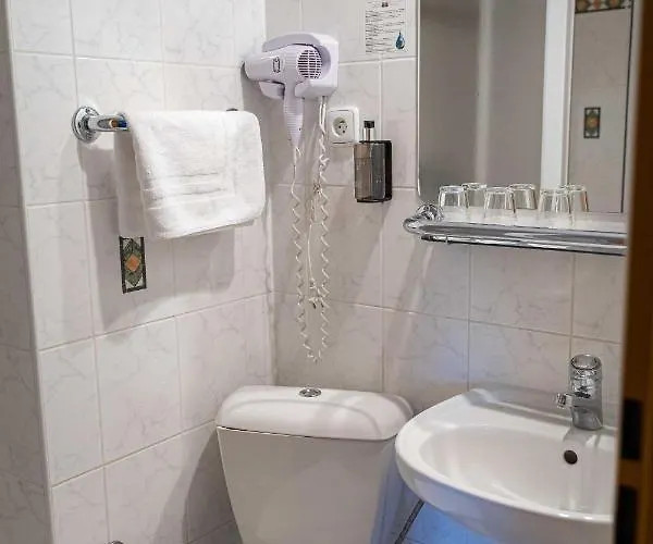 Praha Hotel 3*