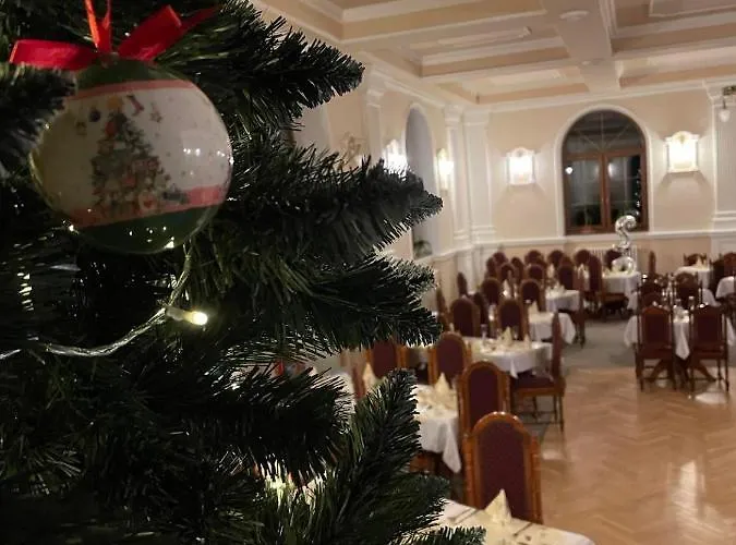 Praha Hotel 3*